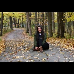 Meet your Posher, Grace